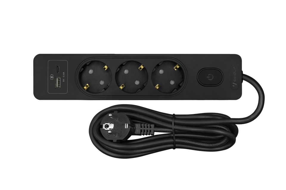 Üçlü Anahtarlı USB Şarjlı (12W) Topraklı Priz, 2m, ÇK, Siyah